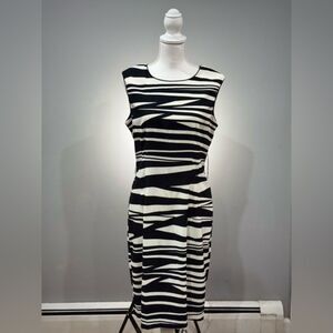 CLEARANCE! B/W Bisou Bisou Striped Sheath Dress Size 12 EUC
